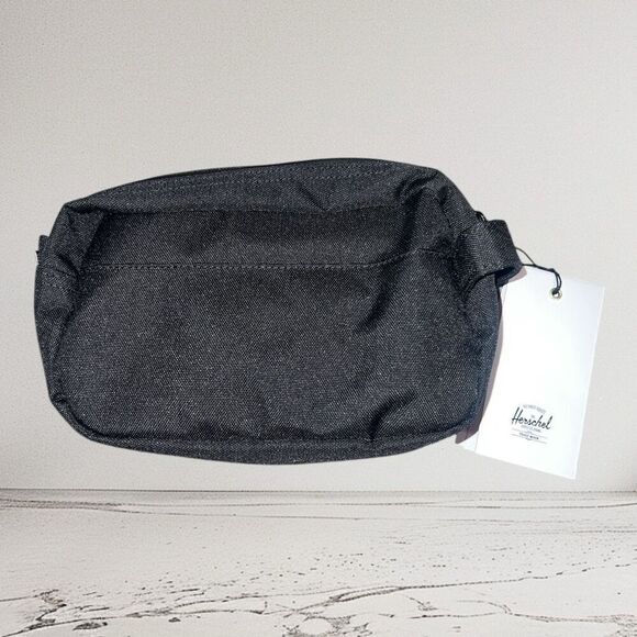✨Herschel Chapter Travel Kit | Small - 3L✨ - Picture 4 of 11